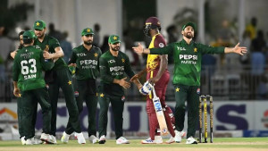 ওয়েস্ট ইন্ডিজকে হারিয়ে সিরিজ জিতল পাকিস্তান