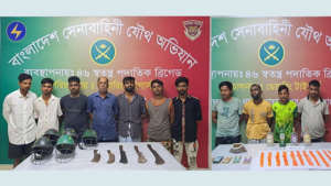 জেনেভা ক্যাম্পে তীব্র সেনা অভিযান, গ্রেফতার ১১ জন