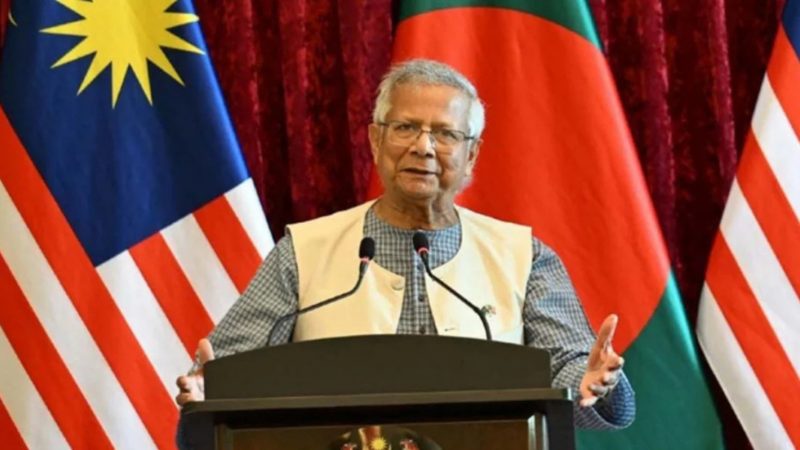 গণতন্ত্র শক্তিশালী করে স্থিতিশীল বাংলাদেশ গড়ার প্রতিশ্রুতি প্রধান উপদেষ্টার