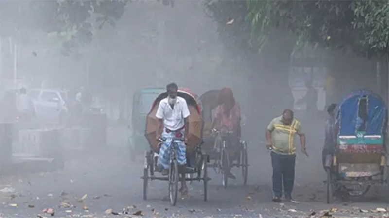 বায়ুদূষণে বিশ্বে হ্যানয় শীর্ষে, তালিকায় ঢাকার অবস্থান জেনে চমকে উঠবেন