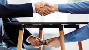 বেশি ঘুষ দেন নোয়াখালী ও কুমিল্লার মানুষ