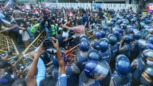 ‘মার্চ টু ইন্ডিয়ান হাইকমিশন’ কর্মসূচিতে পুলিশের বাধা