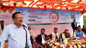 ‘অনিশ্চিত পরিবেশে কেউ বিনিয়োগ করতে চায় না’ ‘অনিশ্চিত পরিবেশে কেউ বিনিয়োগ করতে চায় না’