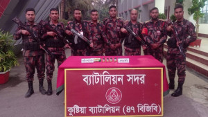 পৃথক অভিযানে আড়াই কোটি টাকার মাদক ও চোরাচালান জব্দ