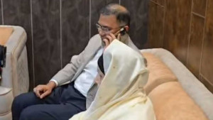 দেশে নেমেই প্রধান উপদেষ্টার সঙ্গে ফোনে কথা বললেন তারেক রহমান