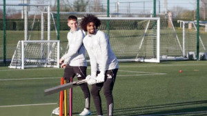 ফুটবলের পর এবার ক্রিকেটে ঝড় তুললেন হামজা