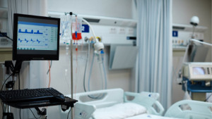 লাইফ সাপোর্ট কী, কেন দেওয়া হয়