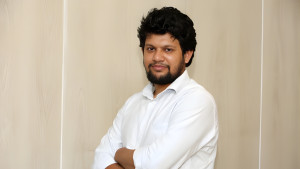 নির্বাচনে অংশ নিচ্ছেন না মাহফুজ আলম