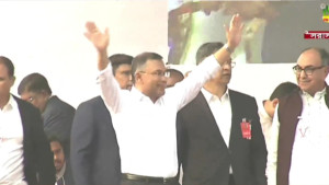 গণসংবর্ধনার মঞ্চে তারেক রহমান