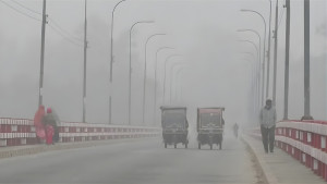 তীব্র শীতে বিপর্যস্ত কুড়িগ্রামের জনজীবন