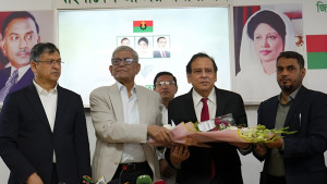 বিএনপিতে যোগ দিয়ে যা বললেন ড. রেজা কিবরিয়া