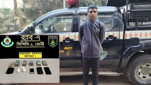 খুলনায় মাকে হত্যার দায়ে ছেলে গ্রেপ্তার