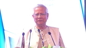 বিদেশে শ্রমিক পাঠানোর পুরো জগতটাই দালালবেষ্টিত: প্রধান উপদেষ্টা