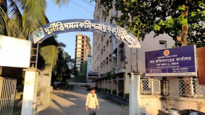 বিদ্যুৎ উন্নয়ন বোর্ডের উপপরিচালক ও স্ত্রীর বিরুদ্ধে দুদকের মামলা