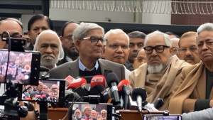 দুপুর ২টায় খালেদা জিয়ার জানাজা, পড়াবেন বাইতুল মোকাররমের খতিব