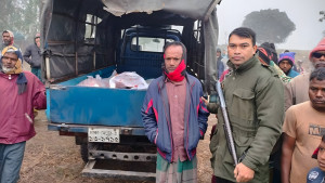 যমুনার চরে ঘোড়ার মাংসসহ আটক ২