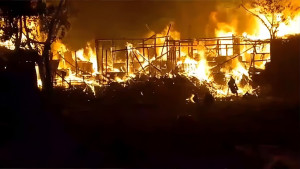 রোহিঙ্গা ক্যাম্পে আগুন, পুড়ল ৪০ ঘর