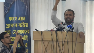 ‘আর্থিক সহায়তা নয়, হাদির অসমাপ্ত বিপ্লব সমাপ্ত করতে চাই’