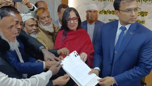 ‘আল্লাহর কি পরিকল্পনা ধানের শীষের বিপক্ষে লড়তে হচ্ছে’