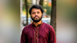 ৪ দিন ধরে হাসপাতালে ওসমান হাদির মা