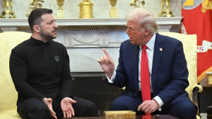 যুদ্ধ শেষ করতে কাল ট্রাম্প-জেলেনস্কি বৈঠকের পরিকল্পনা