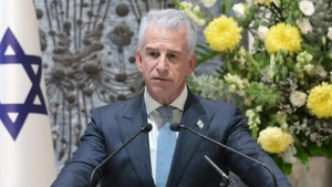 পারমাণবিক প্রকল্প নিয়ে ইরানকে হুঁশিয়ারি দিলেন মোসাদপ্রধান