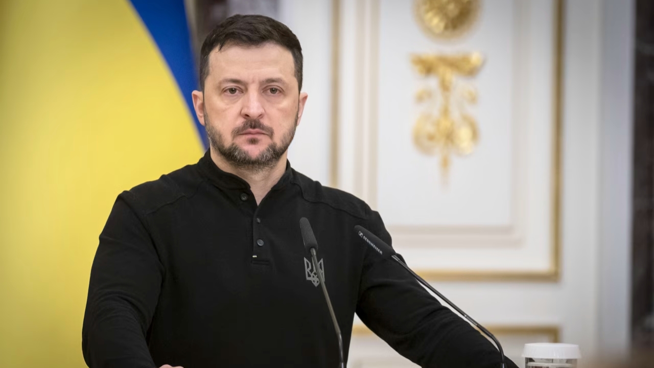 ন্যাটোতে যোগদানের চিন্তা বাদ দিলেন জেলেনস্কি