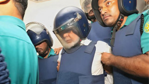 সাবেক প্রধান বিচারপতি খায়রুল হকের ৭ দিনের রিমান্ড মঞ্জুর