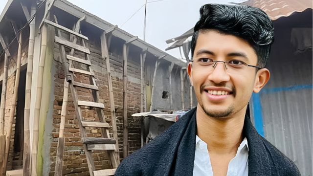 ৫ আগস্টের পর সমন্বয়ক রিয়াদের নতুন বাড়ি ও জীবনযাপন দেখে অবাক এলাকাবাসী