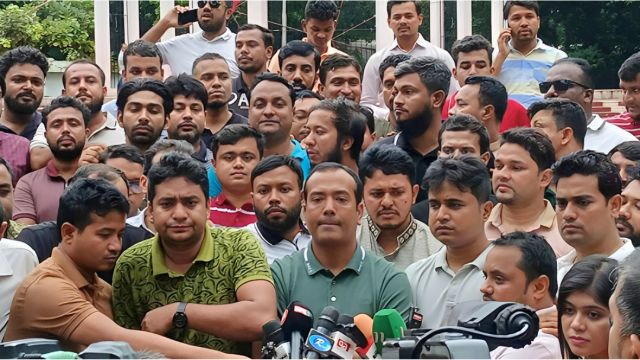 একই দিনে শহীদ মিনারে সমাবেশ করতে চায় ছাত্রদল ও এনসিপি