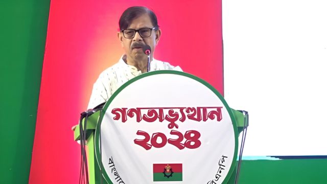 মানুষ ভোট দিতে চায়, কিন্তু বিএনপি ছাড়া ভরসার দল নেই :মান্না
