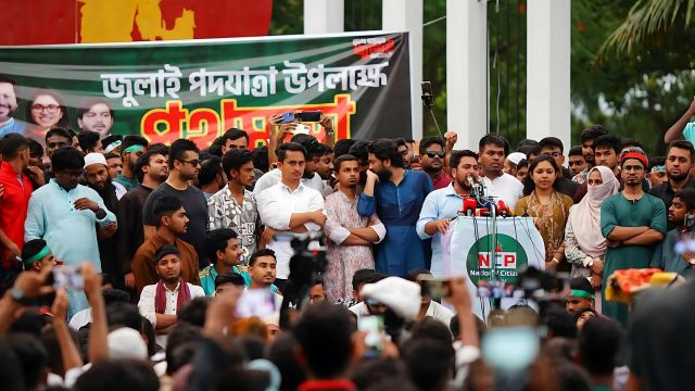 ‘মার্চ টু গোপালগঞ্জ’ কর্মসূচিতে উত্তপ্ত রাজনীতি