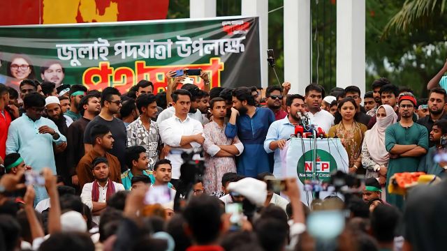 এর আগে প্রশাসন কাজ করছে একটি দলের নির্দেশে: নাহিদ ইসলাম