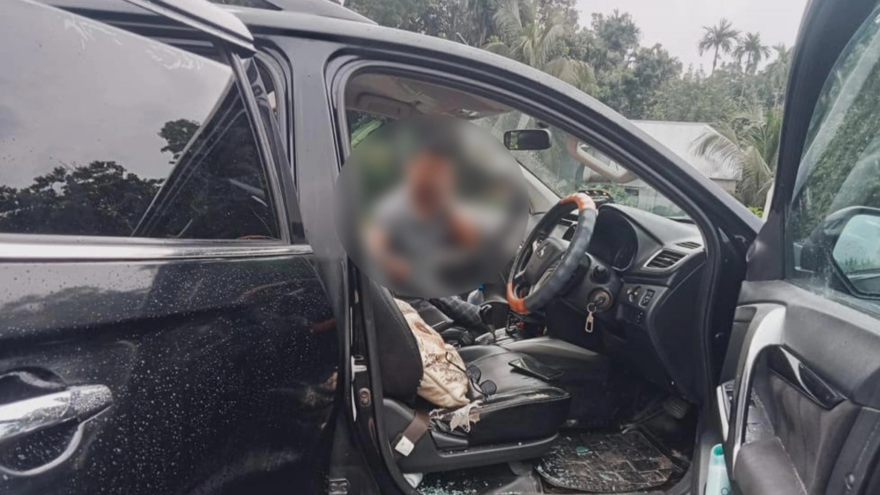 গোপালগঞ্জে ইউএনওর গাড়িতে হামলা ও ভাঙচুর, অভিযোগ ছাত্রলীগের বিরুদ্ধে