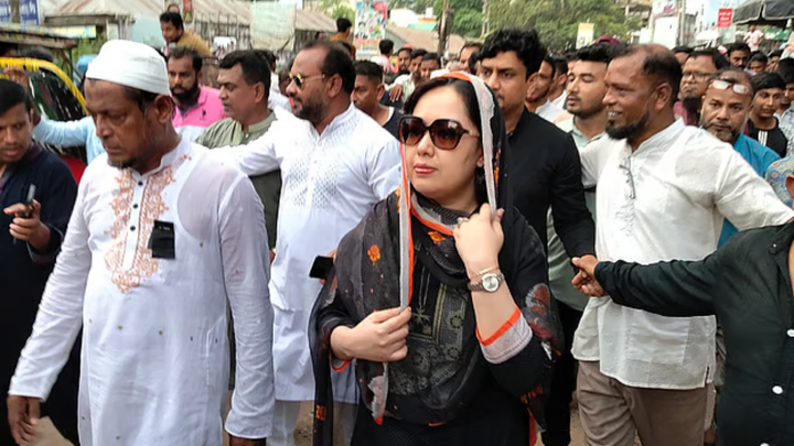 আওয়ামী লীগের নাম-নিশানা ছিল না, প্রেক্ষাপট বানিয়েছিল বিএনপি: রুমিন ফারহানা