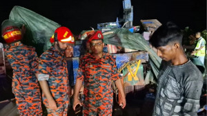 ঢাকা–মাওয়া এক্সপ্রেসওয়েতে বাস–ট্রাক সংঘর্ষে নিহত ৪