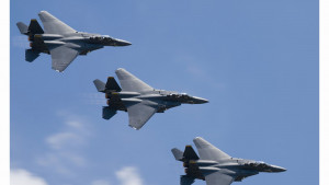 দুই সপ্তাহের কথা বলে দ্রুত হামলা, ট্রাম্পের পরিকল্পনা কার্যকর