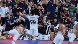 পিএসজিকে হারিয়ে চমক সৃষ্টি করলো বোতাফোগো