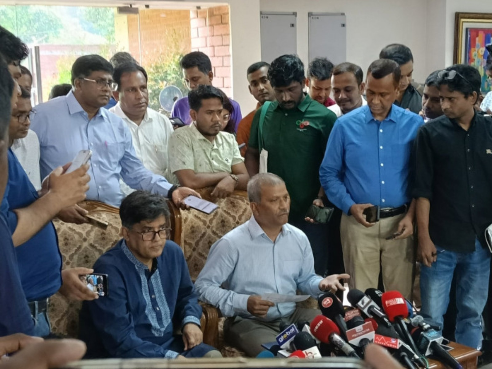 আ. লীগ পতনের স্মরণে ৫ আগস্ট ‘গণ-অভ্যুত্থান দিবস’ ঘোষণা