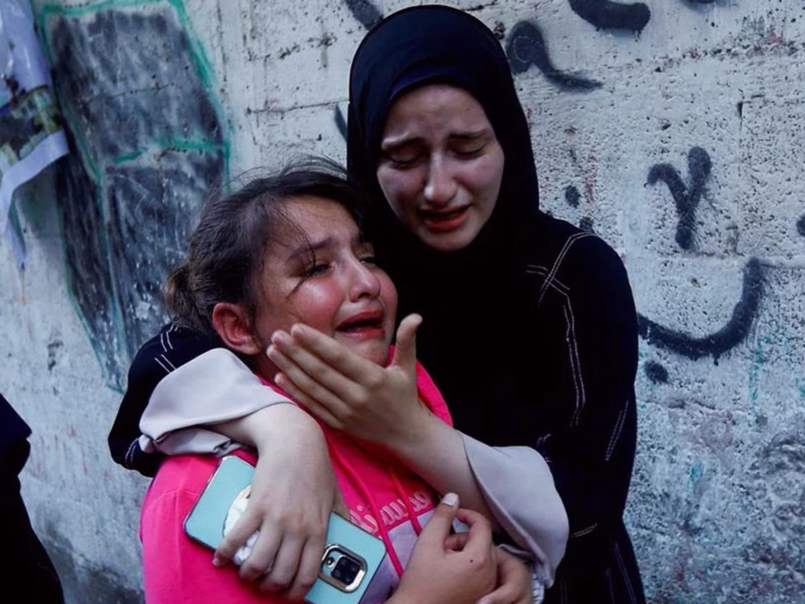 গাজায় ইসরাইলি বোমাবর্ষণে নিহত আরও ৪৩ ফিলিস্তিনি