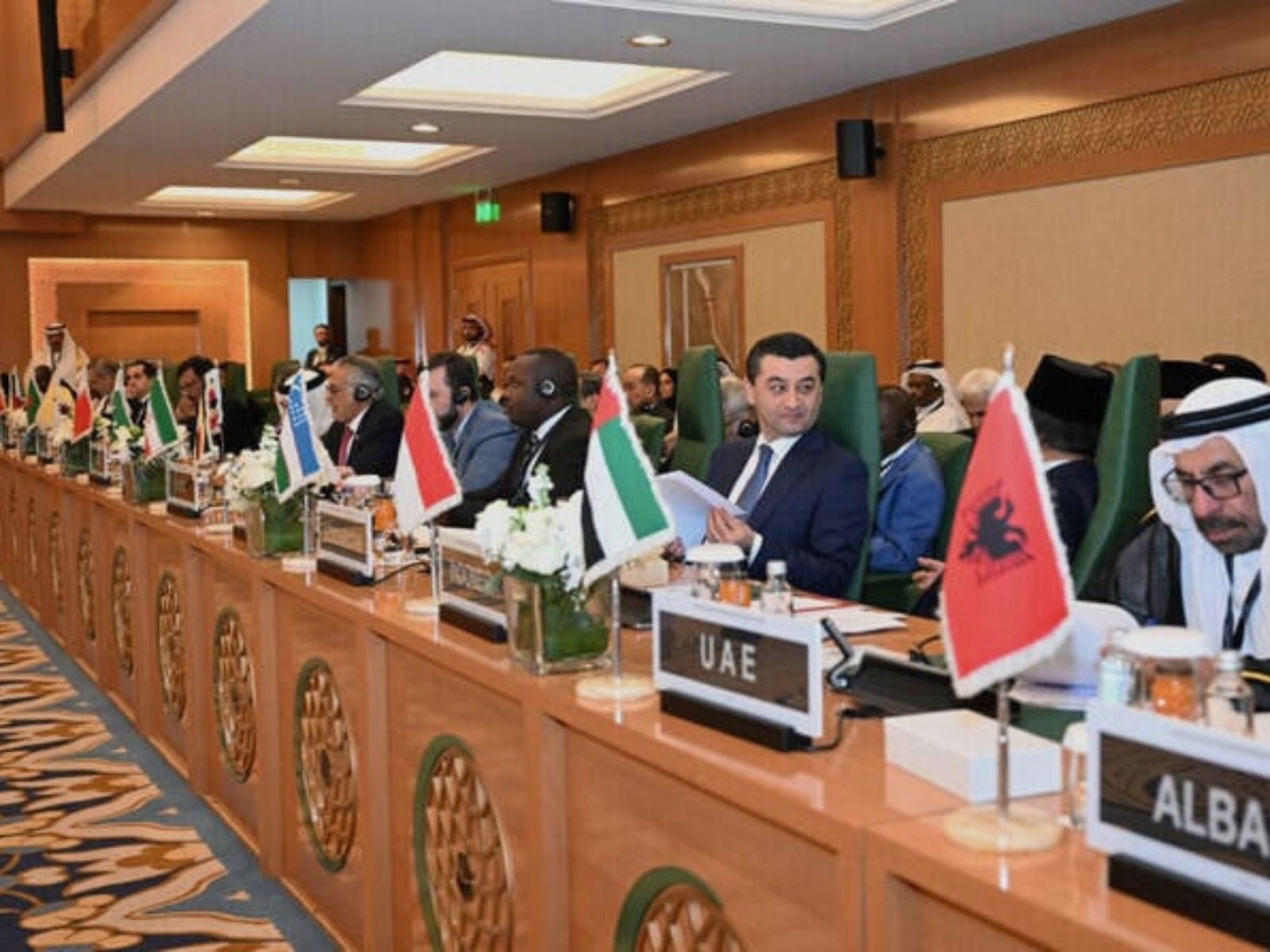 ইরান-ইসরায়েল সংকটে আরব পররাষ্ট্রমন্ত্রীদের জরুরি বৈঠক