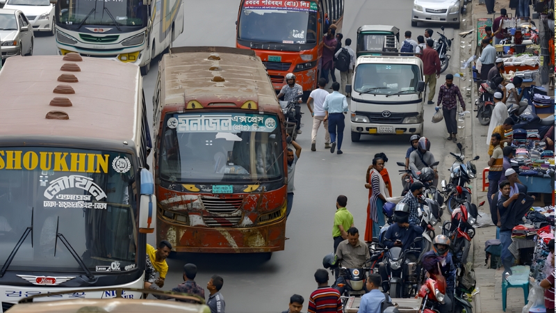 কাল গণপরিবহন চলবে কিনা, জানাল সড়ক শ্রমিক ফেডারেশন
