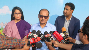 ভূমিকম্পের আতঙ্কে স্কুল বন্ধ রাখার সুযোগ নেই: গণশিক্ষা উপদেষ্টা