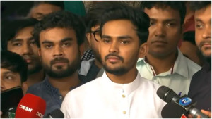 পদত্যাগ করবেন আসিফ, নির্বাচন নিয়ে বড় সিদ্ধান্ত