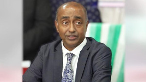 পদত্যাগ করে নির্বাচনের ঘোষণা অ্যাটর্নি জেনারেলের