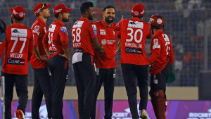 বেশিরভাগ ম্যাচ ঢাকার বাইরে, তিন ভেন্যুতেই হবে বিপিএল