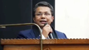 বিচারপতি খুরশীদ আলম সরকারকে অপসারণ