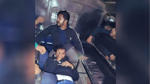 স্কুলছাত্রের মাথায় পিস্তল ঠেকিয়ে হুমকি, এনসিপি নেতা আটক