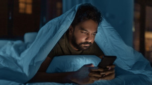 ডিজিটাল ক্লান্তির যুগে মনোযোগ ফেরানোর ৮ কৌশল