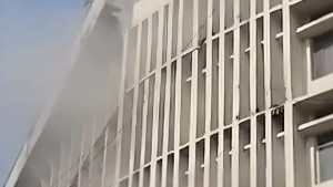 শাহবাগের বাংলাদেশ মেডিকেল বিশ্ববিদ্যালয়ে আগুন